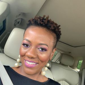 Meet your Posher, Ebony